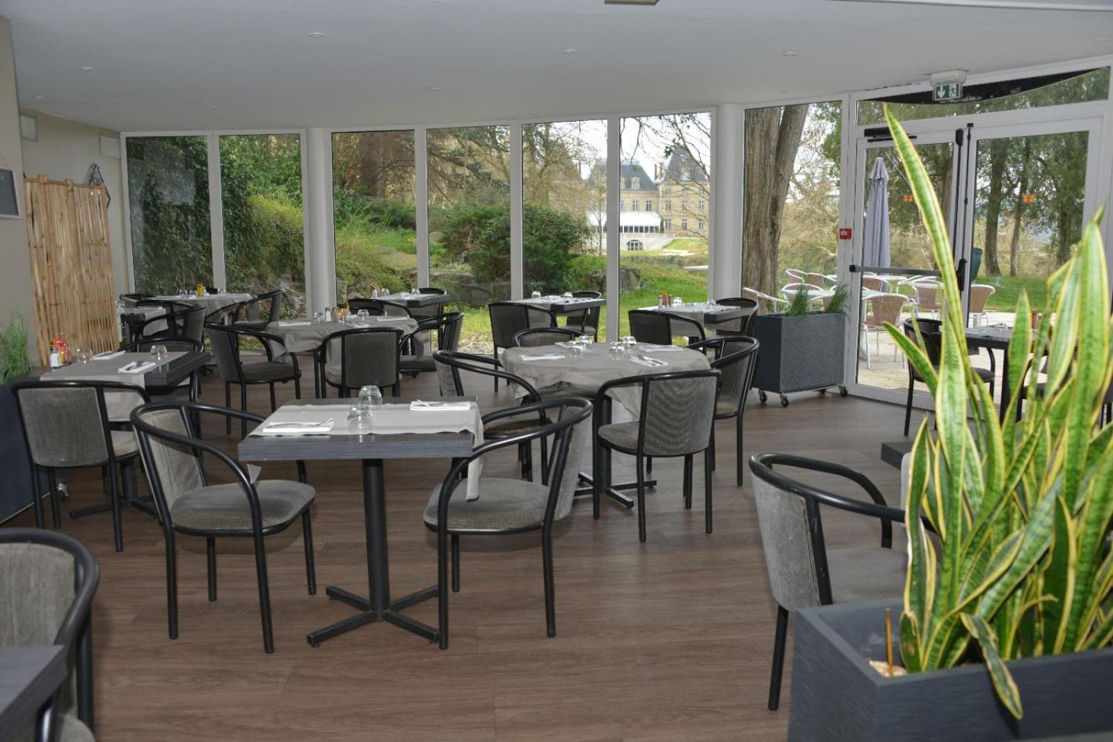 Best Western Golf D'Albon Ngoại thất bức ảnh