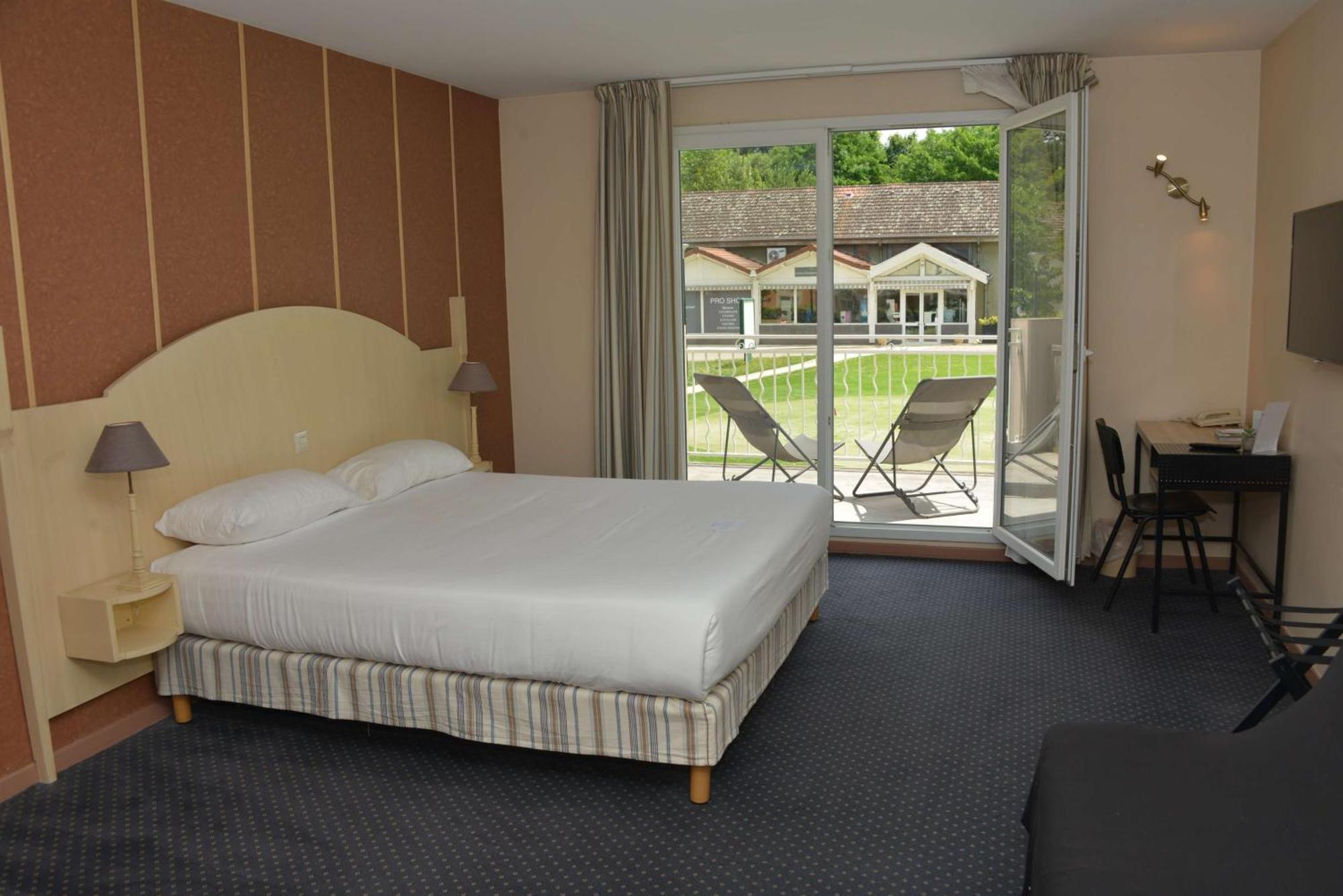 Best Western Golf D'Albon Ngoại thất bức ảnh