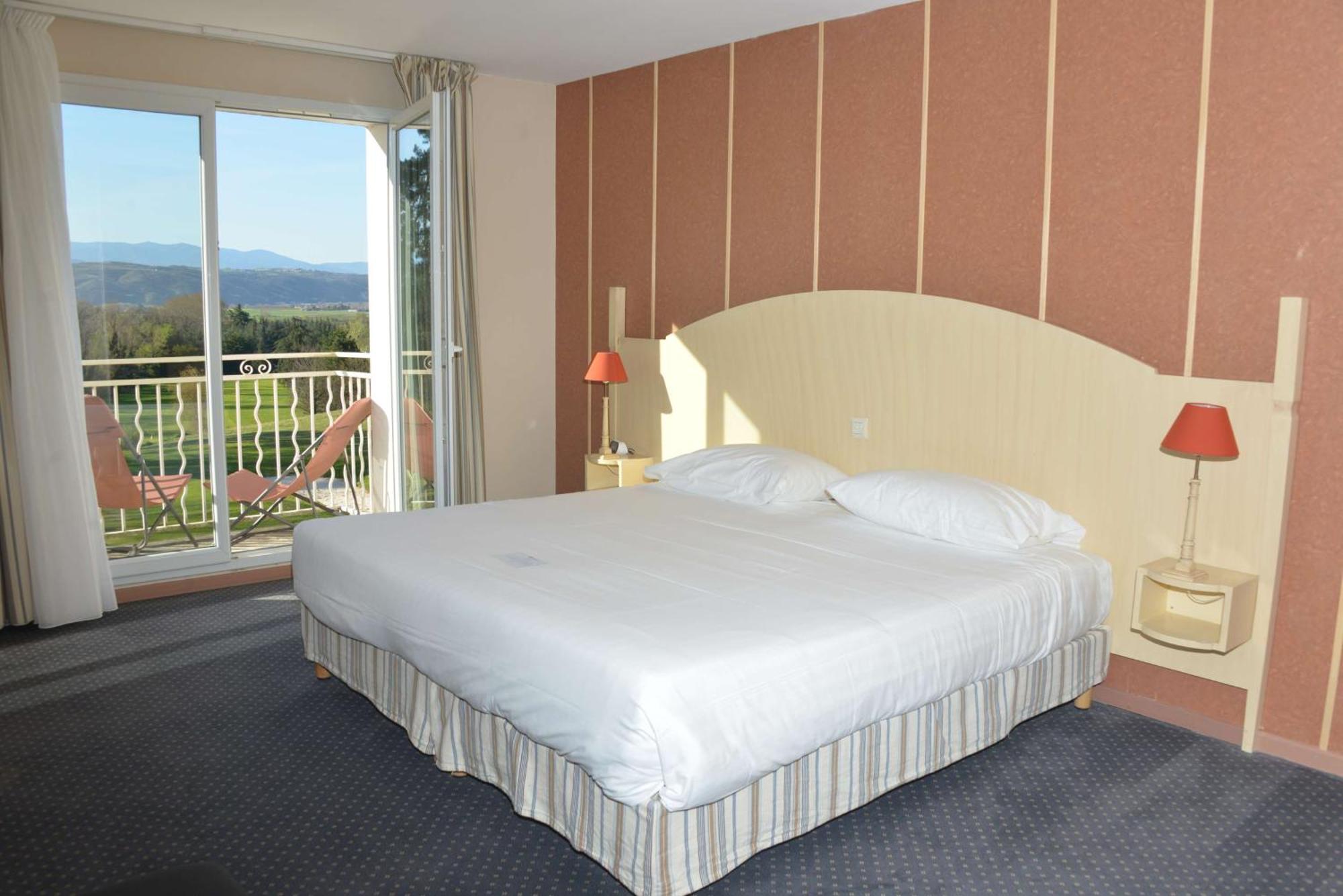 Best Western Golf D'Albon Ngoại thất bức ảnh